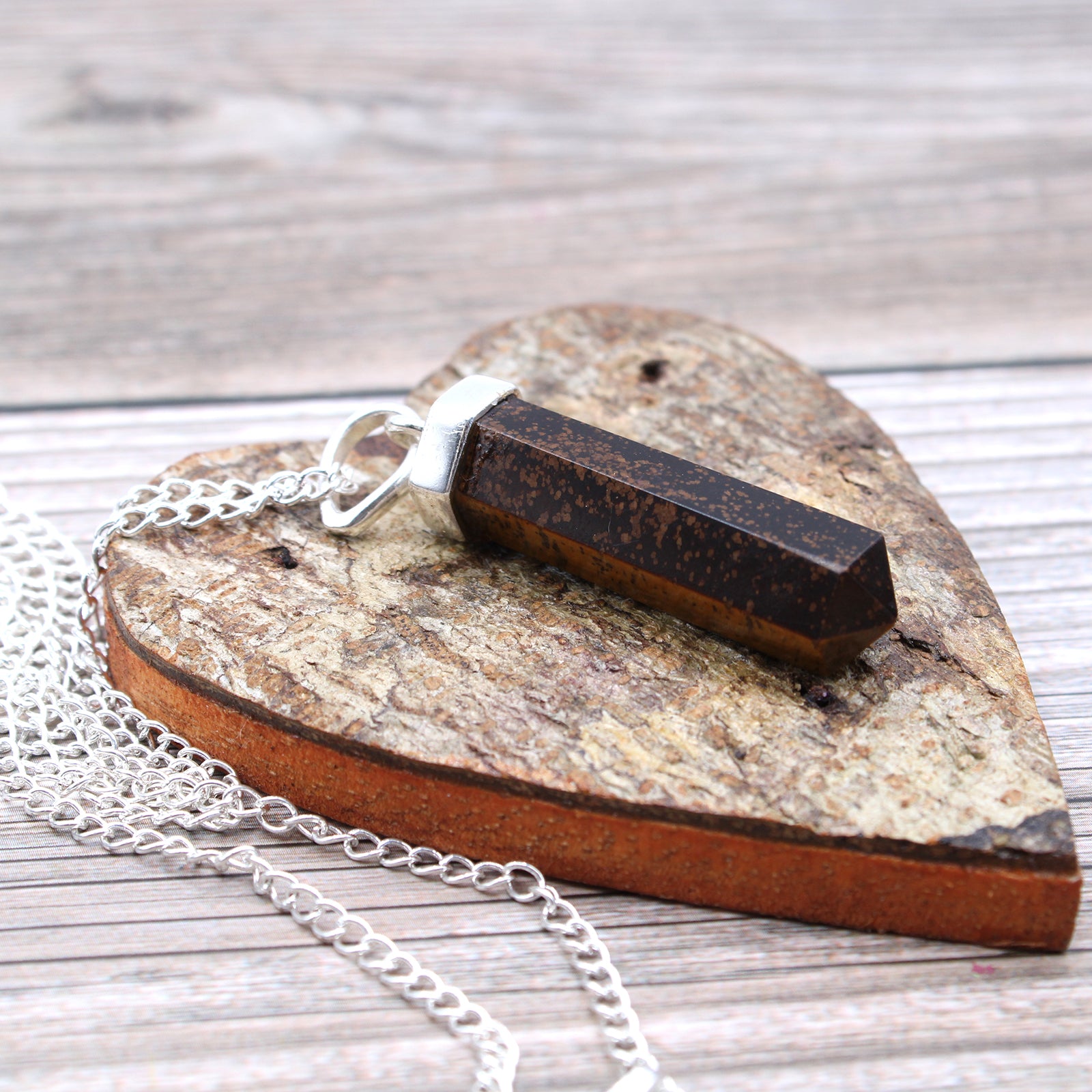 Tigerögaspetshänge