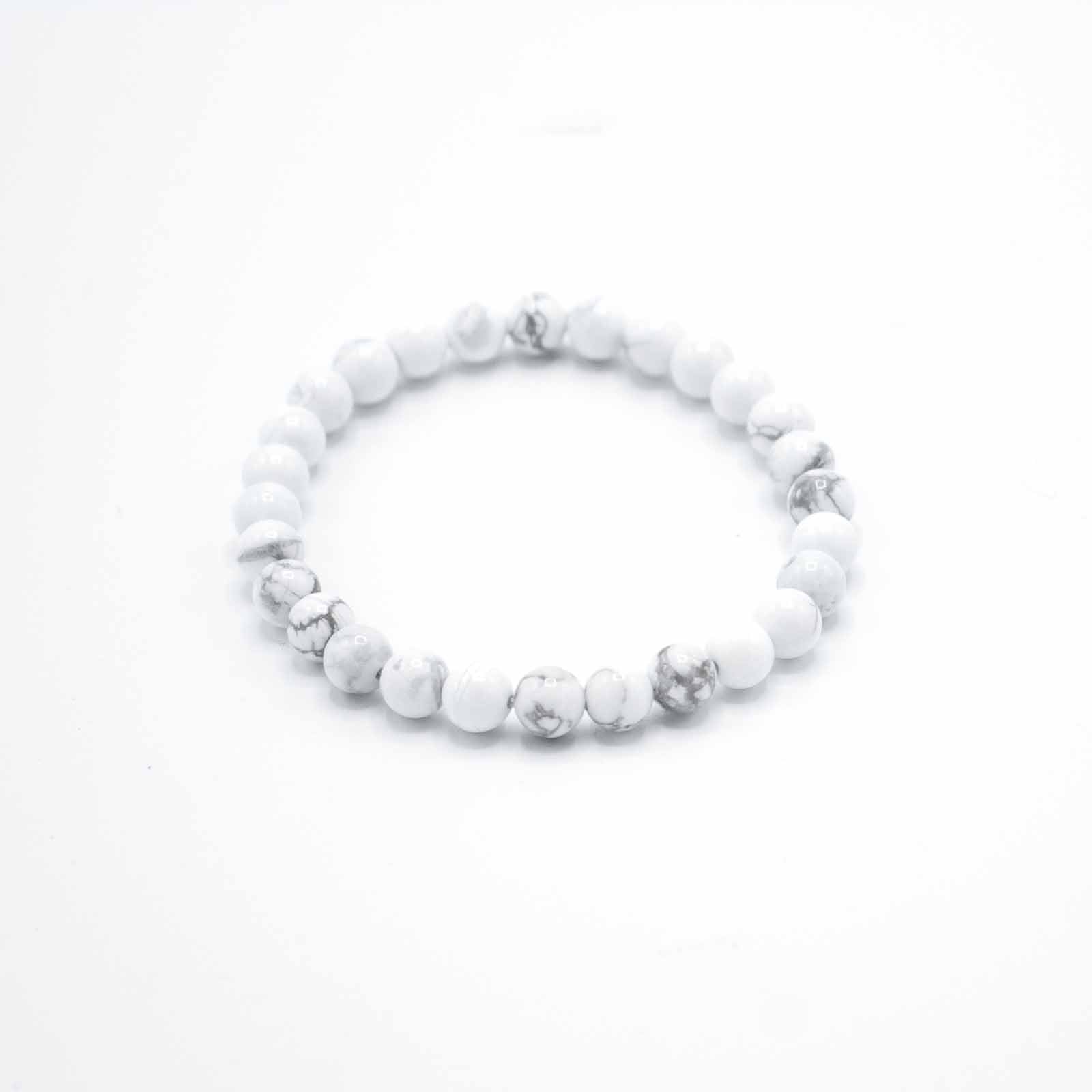 Armband med vit jaspis