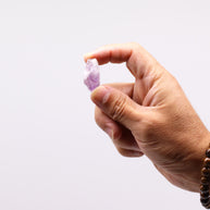 Rå ametistspetsar – ca 250 g (10–45 mm)