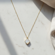 Subhagya halsband · Månsten