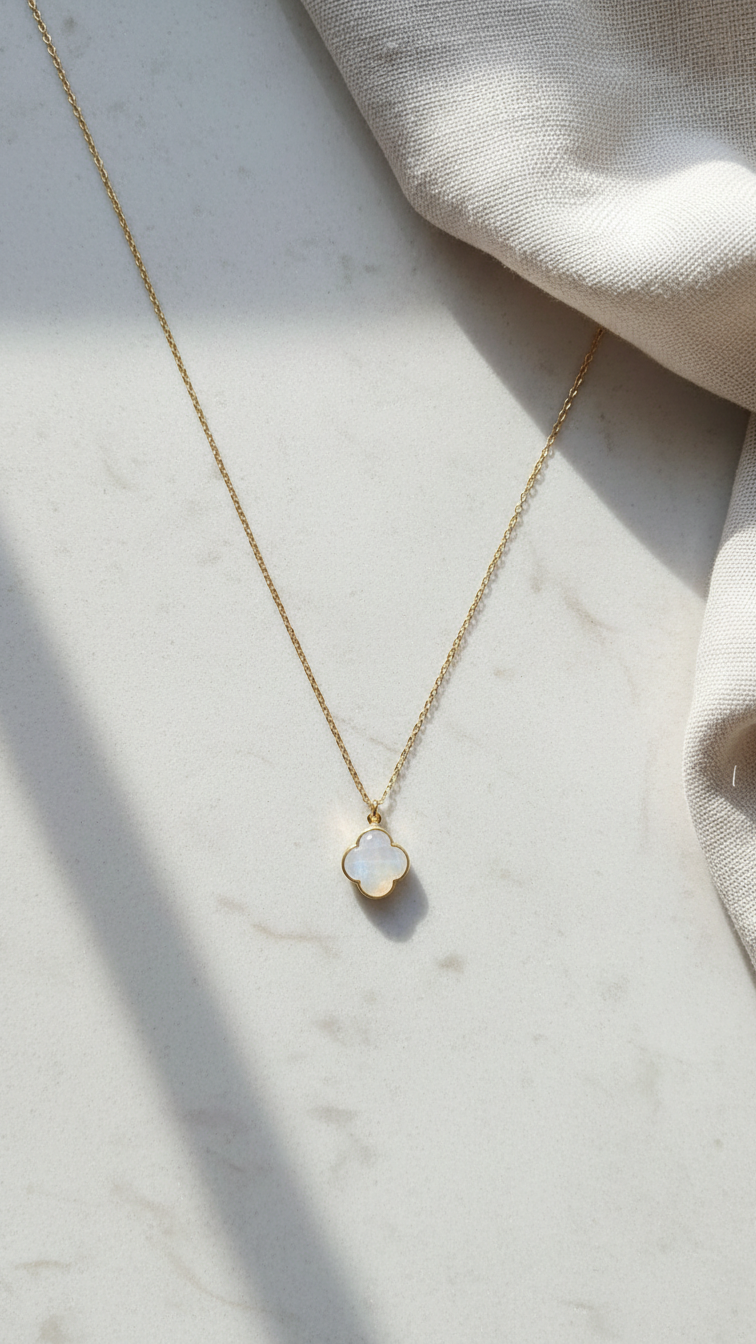 Subhagya halsband · Månsten