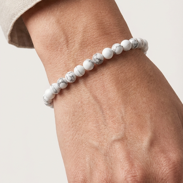 Armband med vit jaspis
