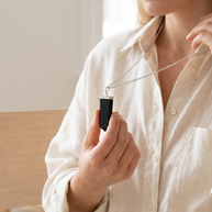 Halsband med svart agat – platt kristallspets